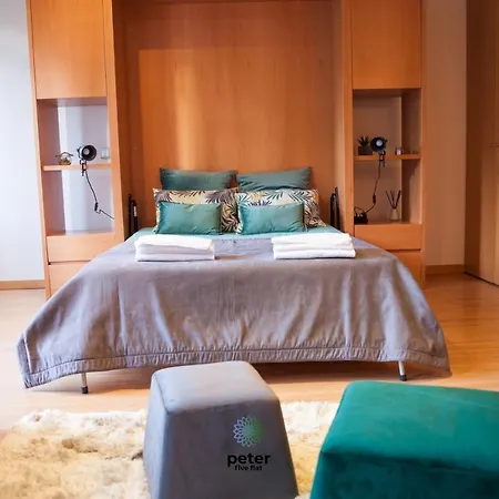 Apartment Peter Five Flat By Tonsdeverde