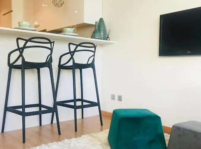 Peter Five Flat By Tonsdeverde Braga