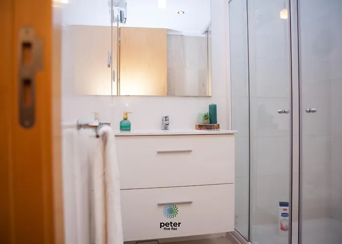 Peter Five Flat By Tonsdeverde